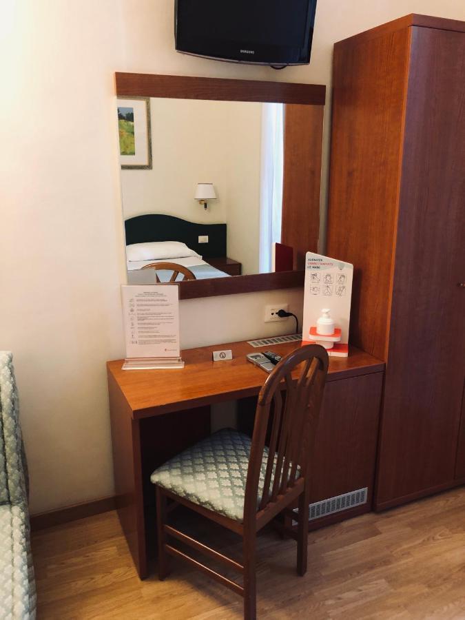 Double or Twin Room,1009528216:JPEG